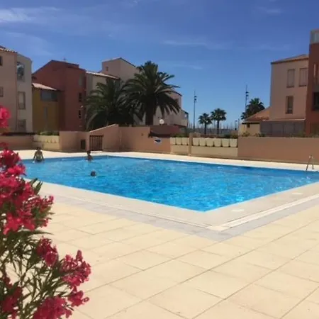 T5 Cap D'agde Centre Port & Piscine *